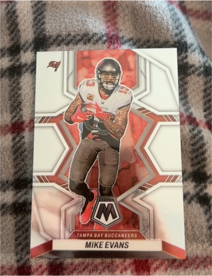 2022 Panini Mosaic #184 Mike Evans — front