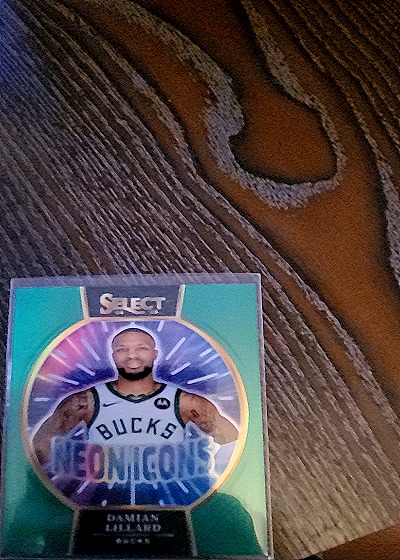 2024-25 Panini Select #5 Damian Lillard Neon Icons Green Prizm — front