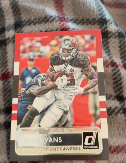 2015 Donruss #71 Mike Evans — front