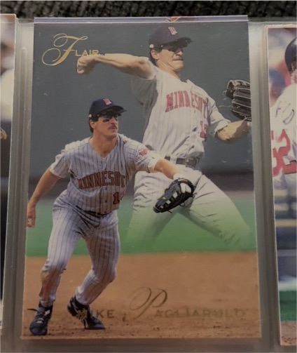 1993 Flair #261 Mike Pagliarulo — front