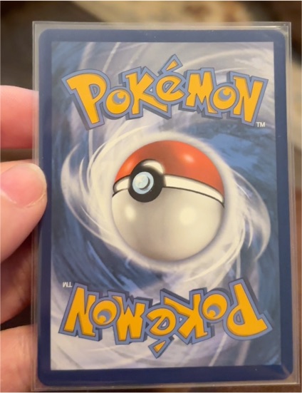 1999 Pokemon Base Set #33 Kakuna — front