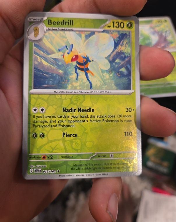 2023 Pokémon TCG Scarlet & Violet 151 #015 Beedrill — front