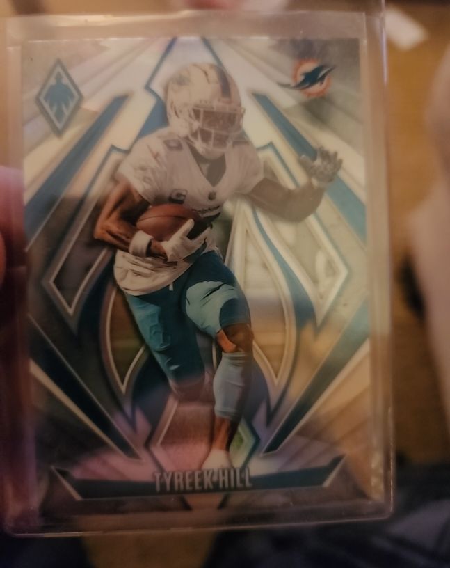 2024 Panini Phoenix #144 Tyreek Hill — front