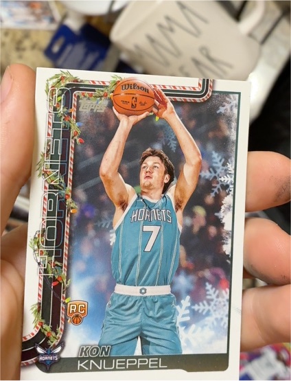 2025-26 Topps #H164 Kon Knueppel RC Holiday Glitter — front