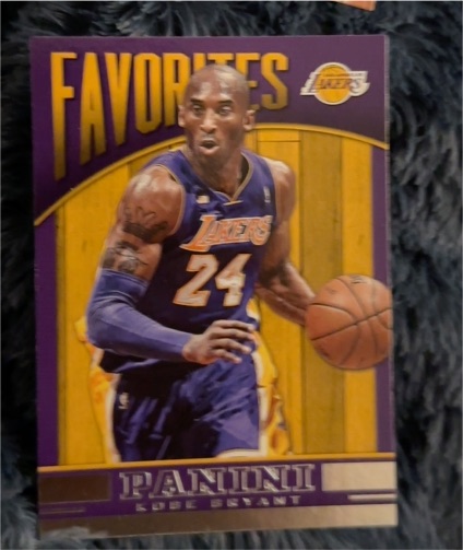 2012 Panini Kobe Bryant Favorites Los Angeles Lakers — front