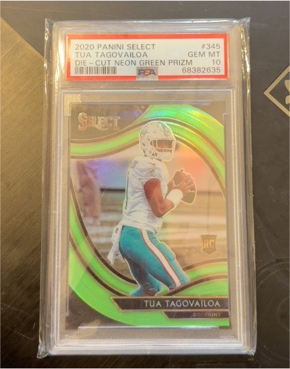 2020 Panini Select #345 Tua Tagovailoa Die-Cut Neon Green Prizm — front