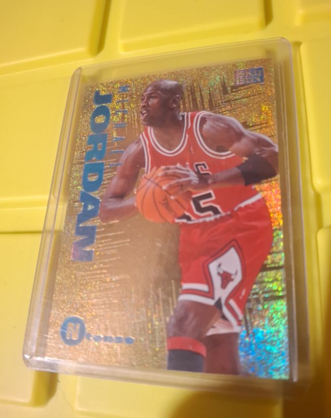 1994-95 SkyBox Emotion N-Tense #N3 Michael Jordan — front