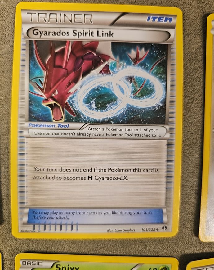 2016 Pokémon XY BREAKpoint #101 Gyarados Spirit Link — front