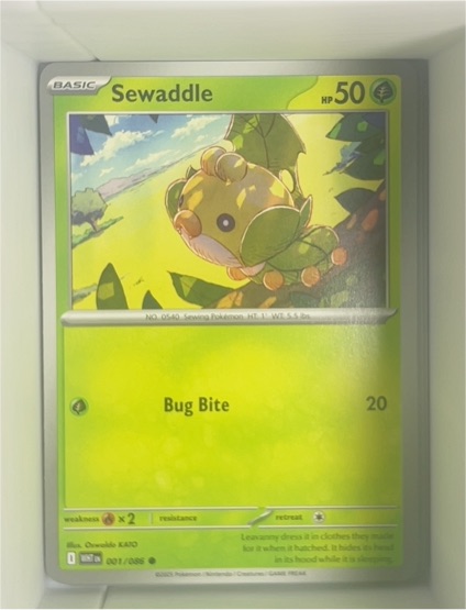 2023 Pokémon Scarlet & Violet #001 Sewaddle — front