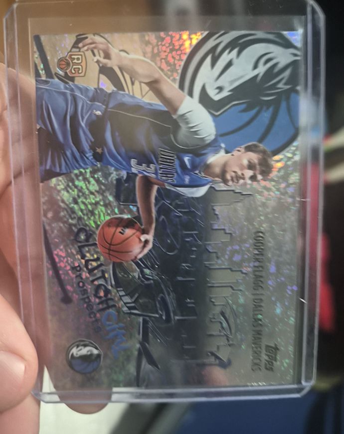 2025-26 Topps Basketball #Cooper Flagg Cooper Flagg RC Clutch City Holo Foil Sparkle Parallel — front