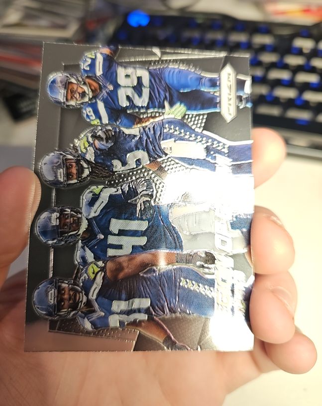 2023 Panini Prizm #329 Seattle Seahawks Players — front
