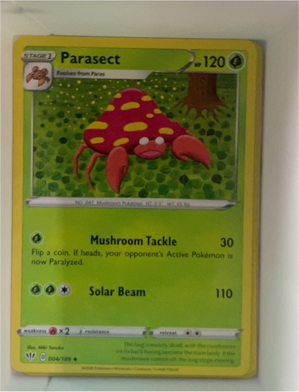 2020 Pokemon TCG Darkness Ablaze #004 Parasect — front