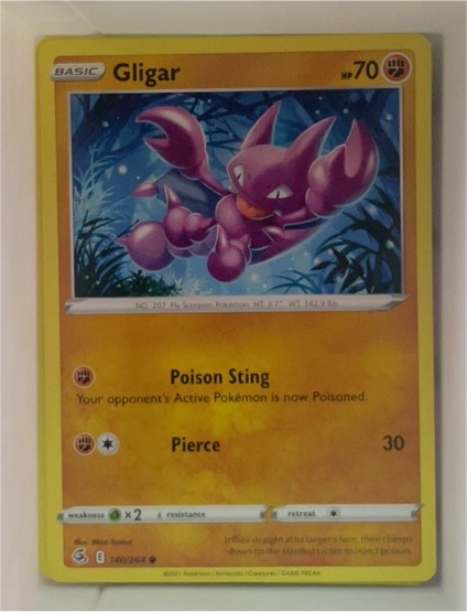 2021 Pokémon TCG Fusion Strike #140 Gligar — front