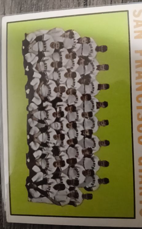 1964 Topps #257 San Francisco Giants Team — front