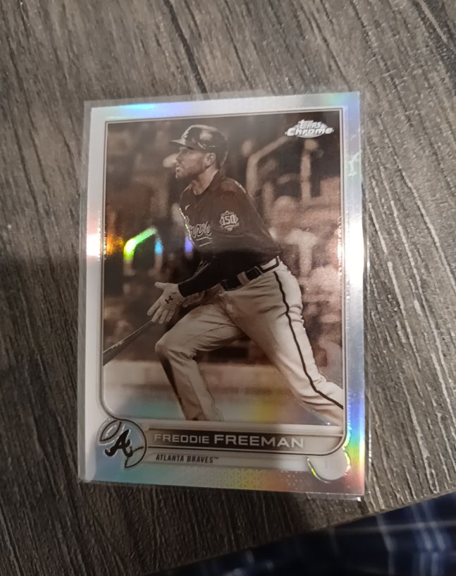 2022 Topps Chrome #14 Freddie Freeman — front