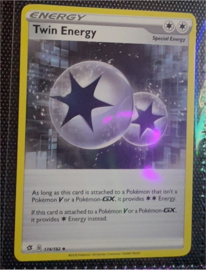 2020 Pokemon TCG Rebel Clash #174 Twin Energy — front