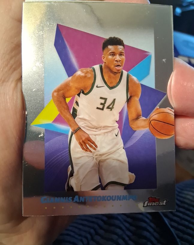 2024-25 Topps Finest #56 Giannis Antetokounmpo — front