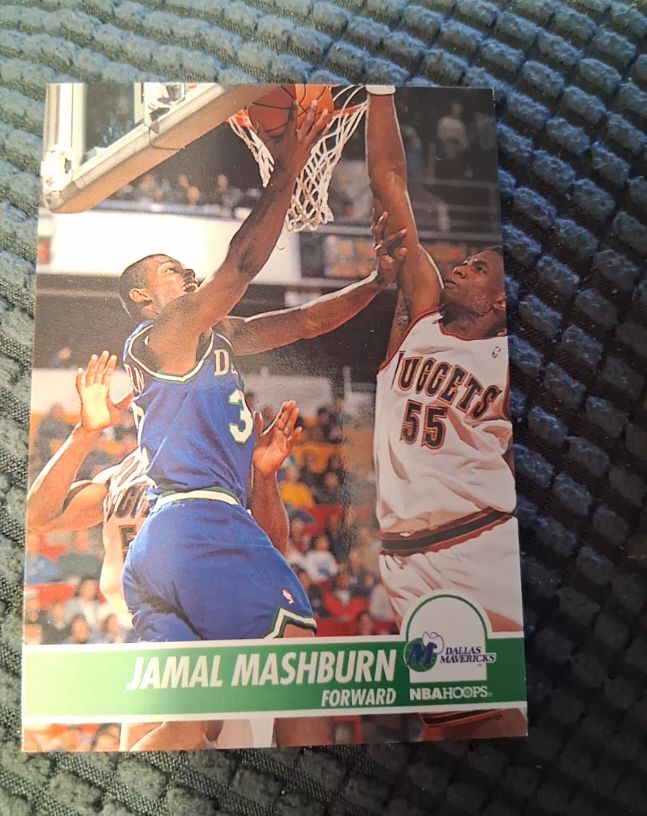 1994-95 Hoops #46 Jamal Mashburn — front