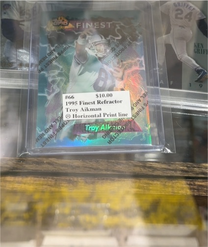 1995 Topps Finest #66 Troy Aikman Refractor — front