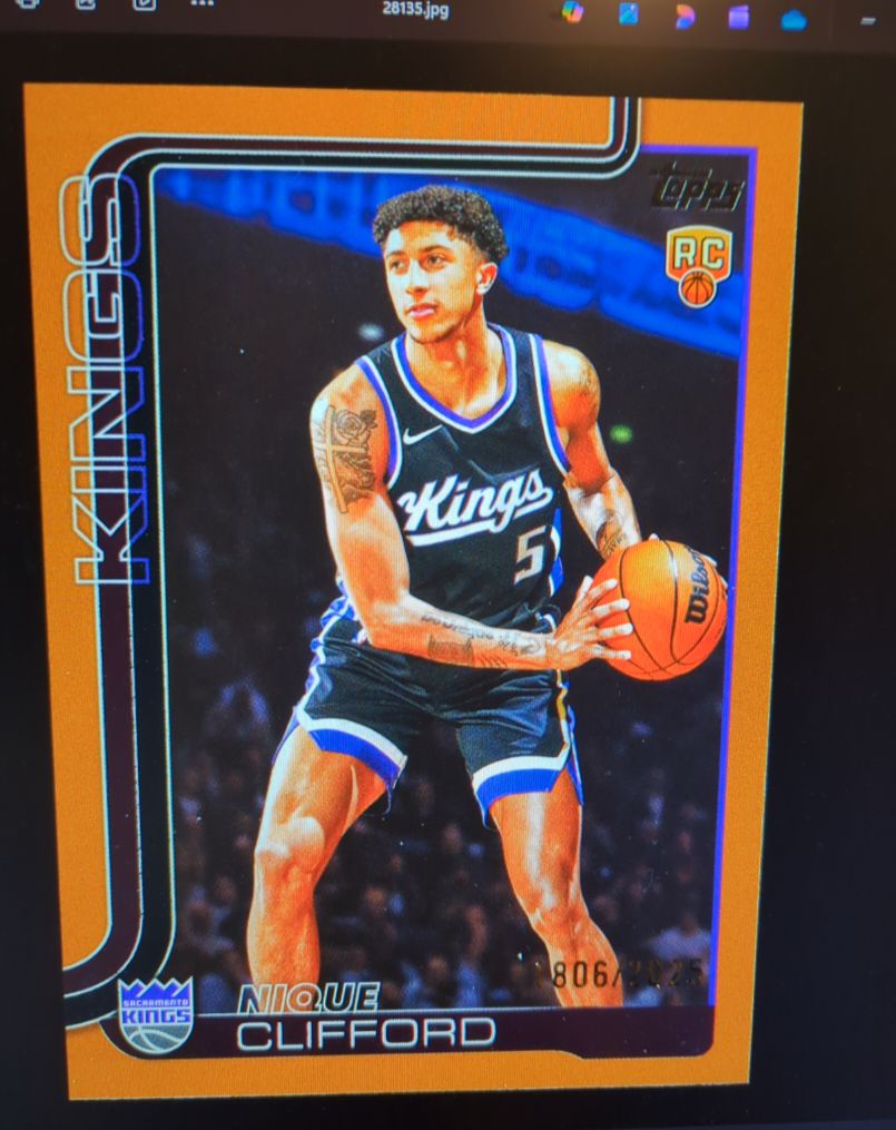 2025-26 Topps #224 Nique Clifford — front