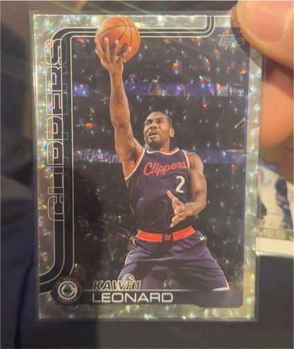 2025-26 Topps Basketball #142 Kawhi Leonard — front