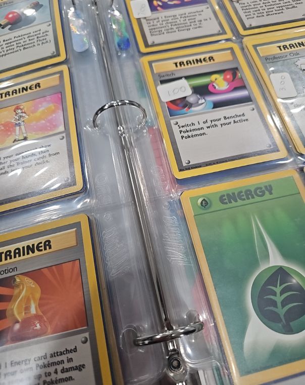 1999 Pokemon Base Set #95 Switch — front