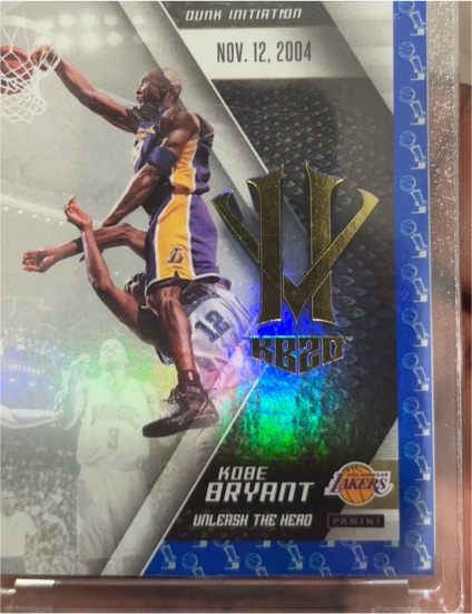 2015-16 Panini HV KB20 Unleash the Hero #3 Kobe Bryant — front