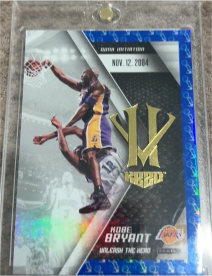 2015-16 Panini KB20 #19 Kobe Bryant HeroVillain Blue — front