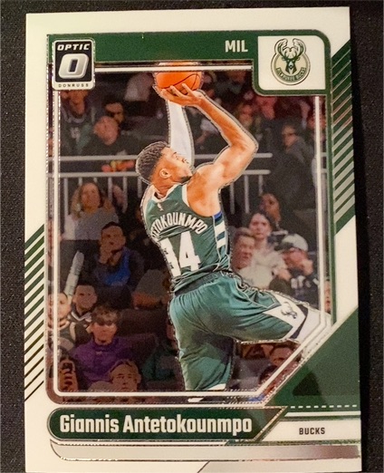 2024-25 Donruss Optic #176 Giannis Antetokounmpo — front