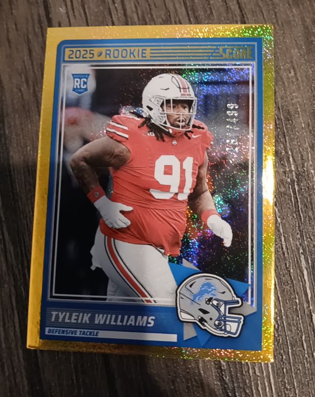 2025 Panini Score #85 Tyleik Williams — front