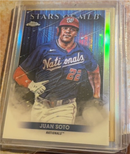2022 Topps Chrome Stars of MLB #SMLBC-23 Juan Soto — front