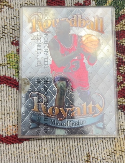 1998 Topps Finest Roundball Royalty #R1 Michael Jordan — front