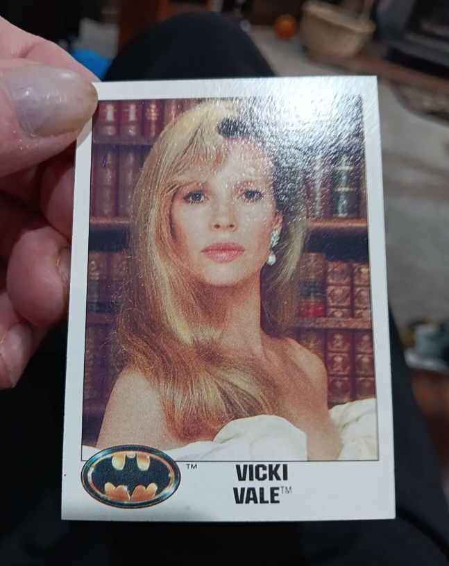 1989 Topps Batman #6 Vicki Vale — front