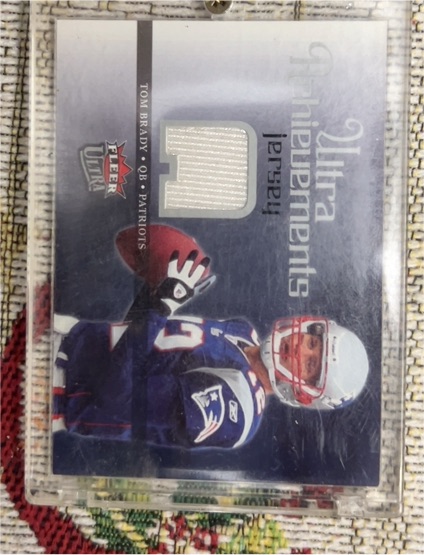 2006 Fleer Ultra Achievements Jerseys #UA-TB Tom Brady — front