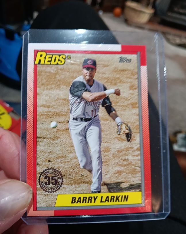 2025 Topps Series 1 #T90-3 Barry Larkin 35th Anniversary Insert Reds — front