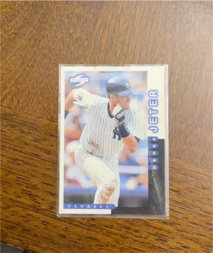 1997 Score #22 Derek Jeter — front