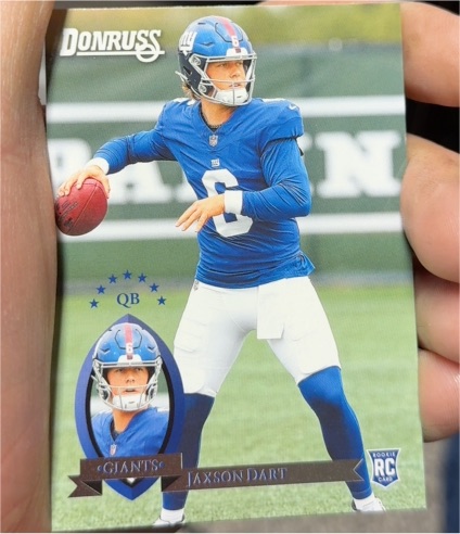 2025 Donruss #33 Jaxson Dart Retro 1995 Rookie Insert — front