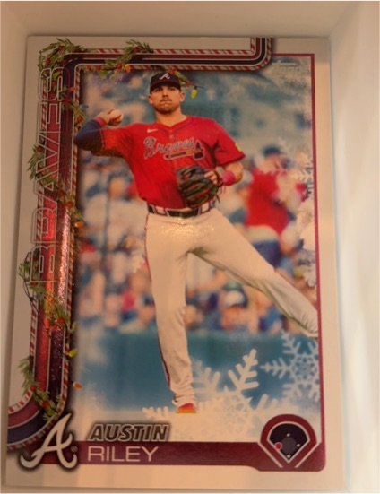 2025 Topps Holiday #H86 Austin Riley — front