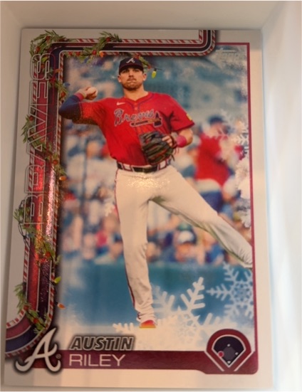 2025 Topps Holiday #H86 Austin Riley — front