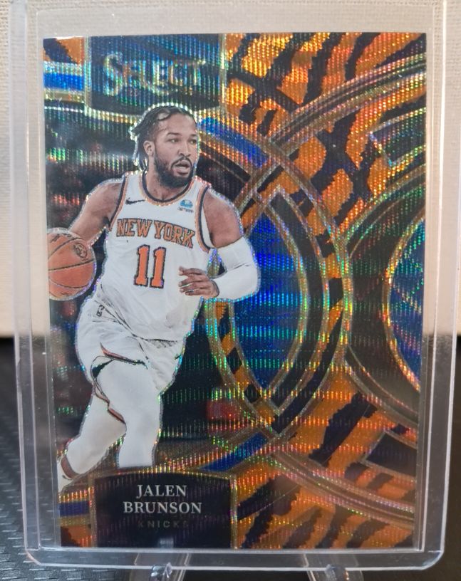 2023-24 Panini Select Premier Level #194 Jalen Brunson — front