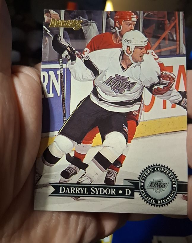 1995-96 Donruss #73 Darryl Sydor — front