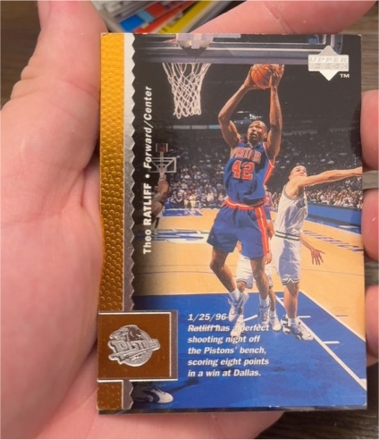 1996-97 Upper Deck #37 Theo Ratliff — front