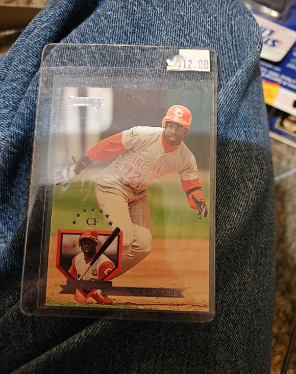 1991 Donruss #12 Eric Davis — front