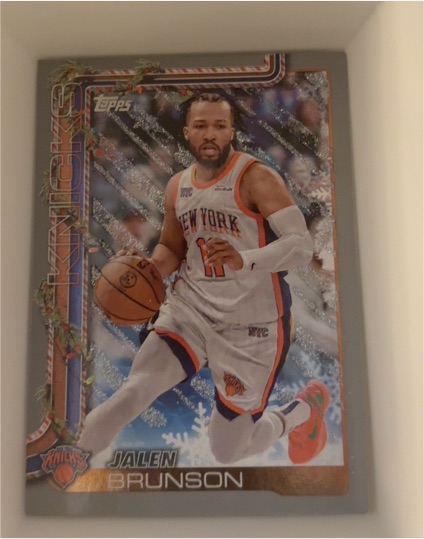 2025-26 Topps Holiday #H12 Jalen Brunson — front