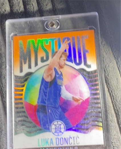 2020-21 Panini Illusions #20 Luka Dončić Mystique Acetate — front