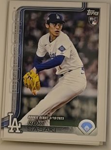 2025 Topps Update Series #US199 Roki Sasaki Rookie Debut — front