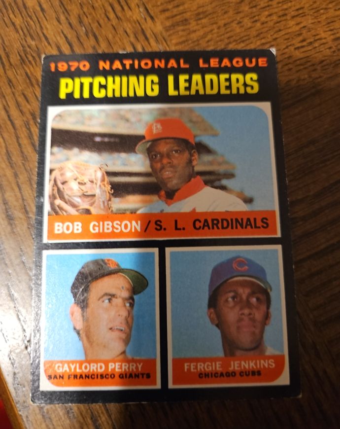 1971 Topps #70 NL Pitching Leaders Bob Gibson Gaylord Perry Fergie Jenkins — front