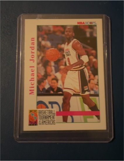 1992-93 NBA Hoops #341 Michael Jordan — front