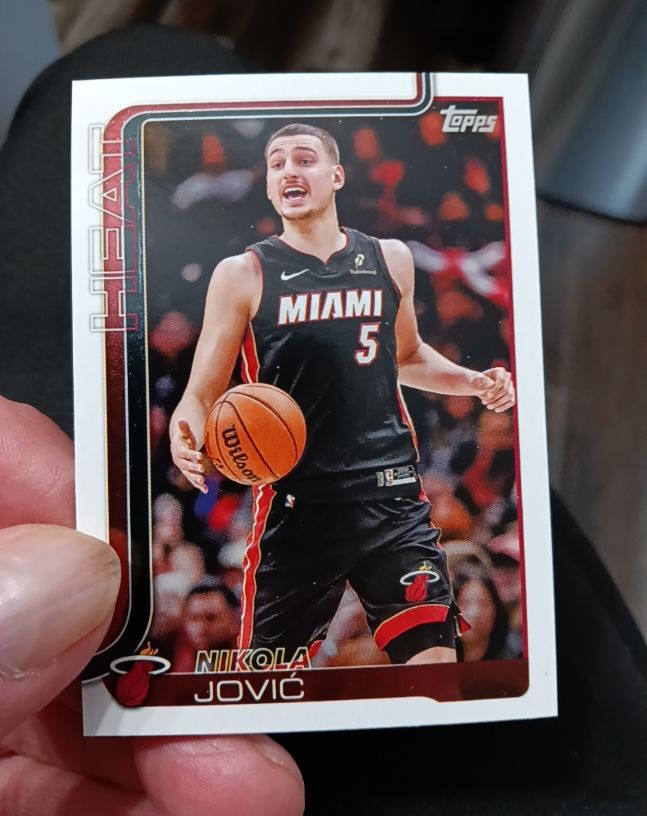 2025-26 Topps #76 Nikola Jovic — front
