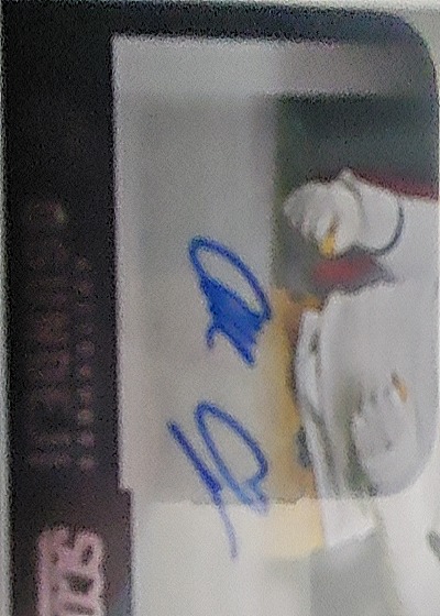 Howard the Duck 2023 Marvel Platinum Artist Auto Green Rainbow #41 — front